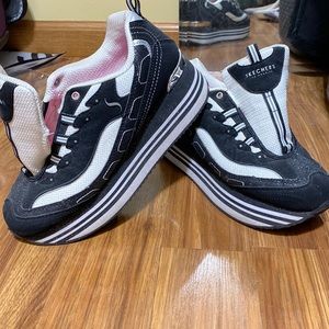 Rare Vintage Skechers Platform Sneakers